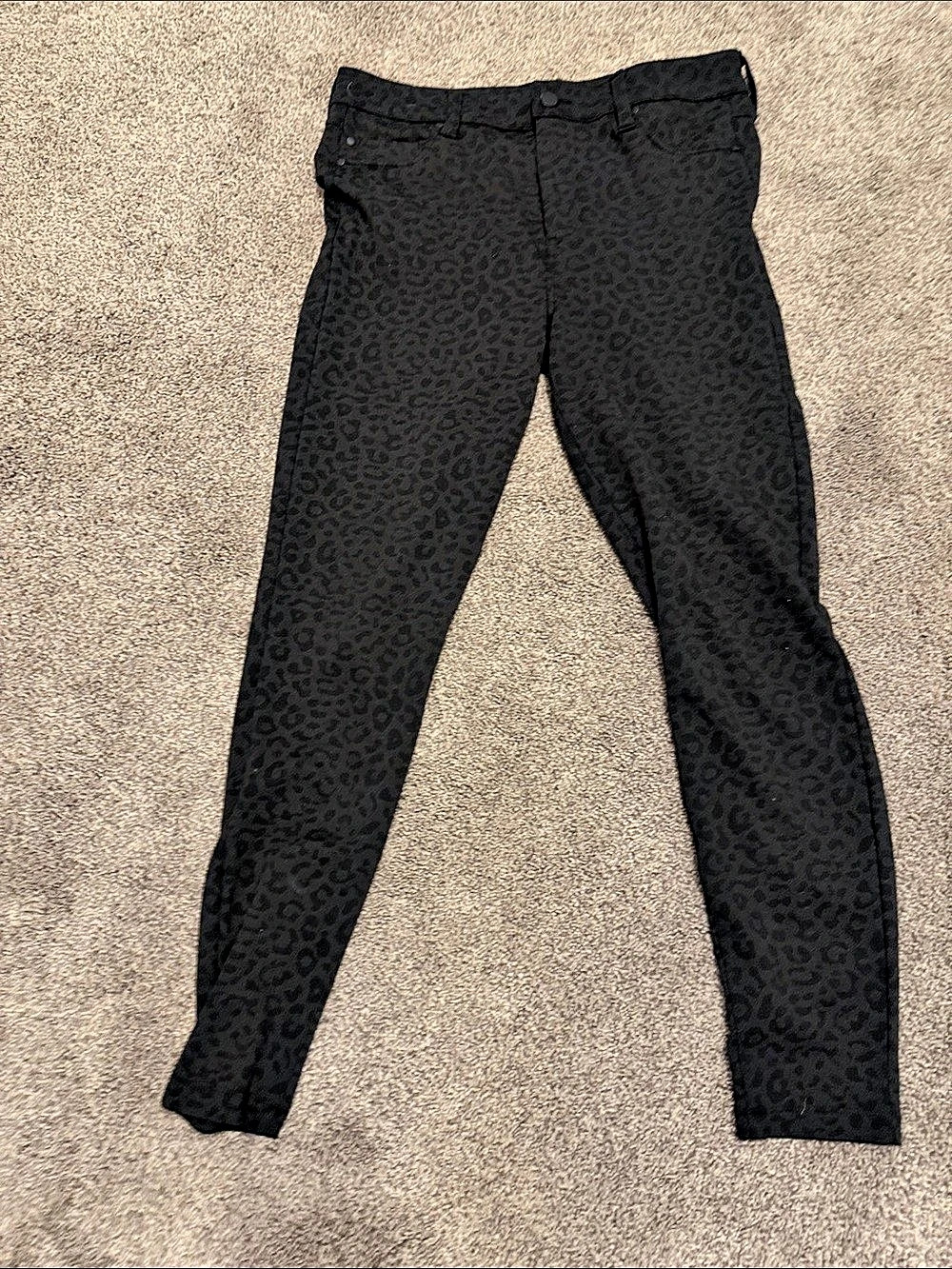 Skinny legging button front and zipper